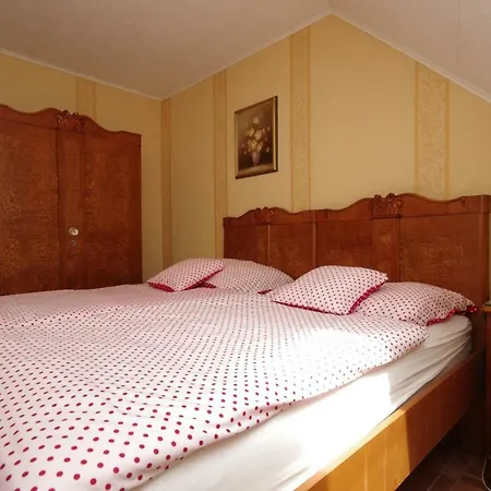 Burg Apartman Gyula Exterior photo