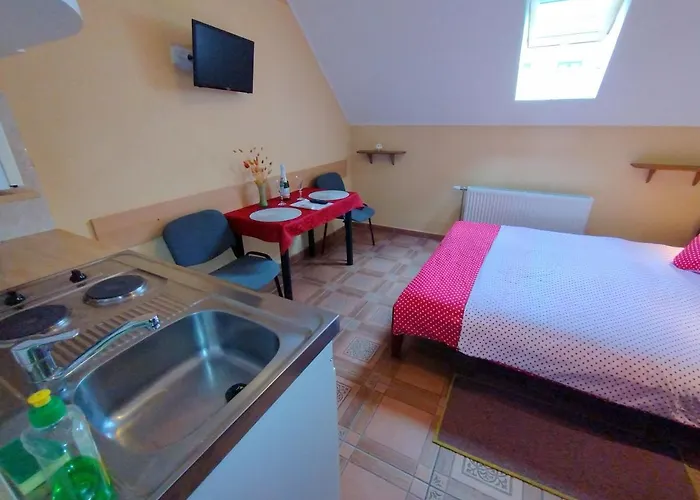 Burg Apartmanház