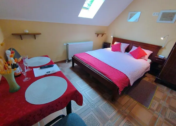 Burg Apartmanház